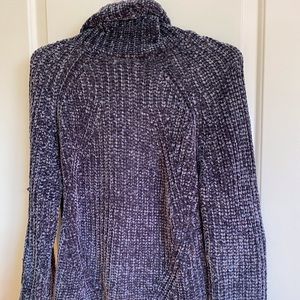 Saks Fifth Avenue Turtleneck Size M